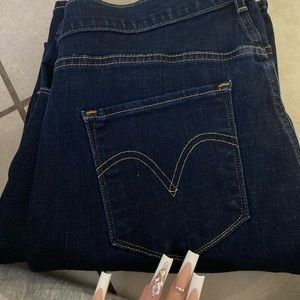 W 32 L 32 wore once to big for me size 14